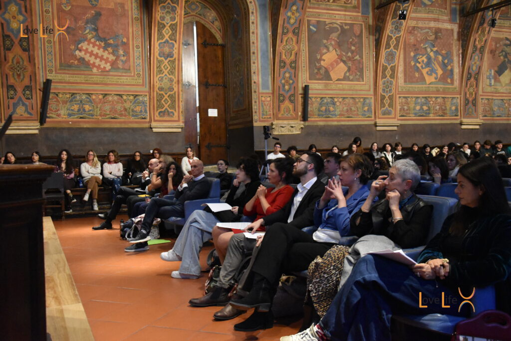 Amare, amarsi ed essere amatə - Conferenza LoveLife per Festival della Psicologia Umbria - Perugia, 2024JPG